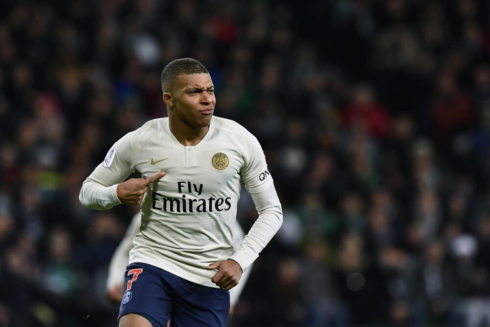 陈茂波：香港将稳步推进经济发展 积极对接国家“十五五”规划